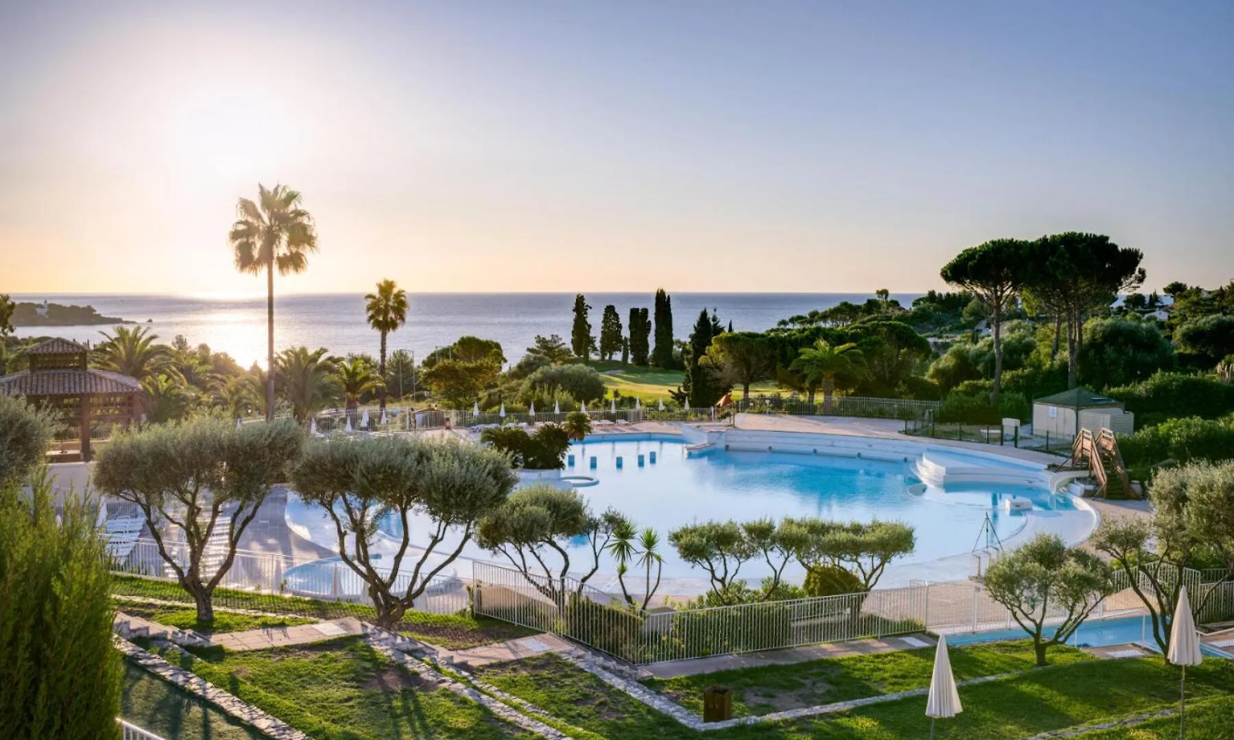 Residence Le Hameau De Cap Esterel - Maeva Home - Appartement 2 Pieces 5 Personnes - Confort Mae-1106 Saint-Raphael  0*, Saint-Raphael (Var)